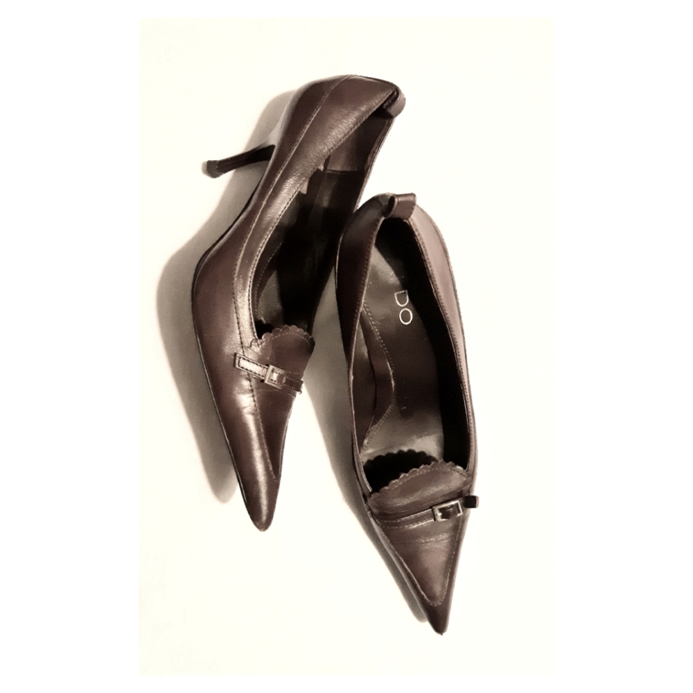 2 for 20 ALDO • Size 36 • BROWN LEATHER POINTY KITTEN HEELS